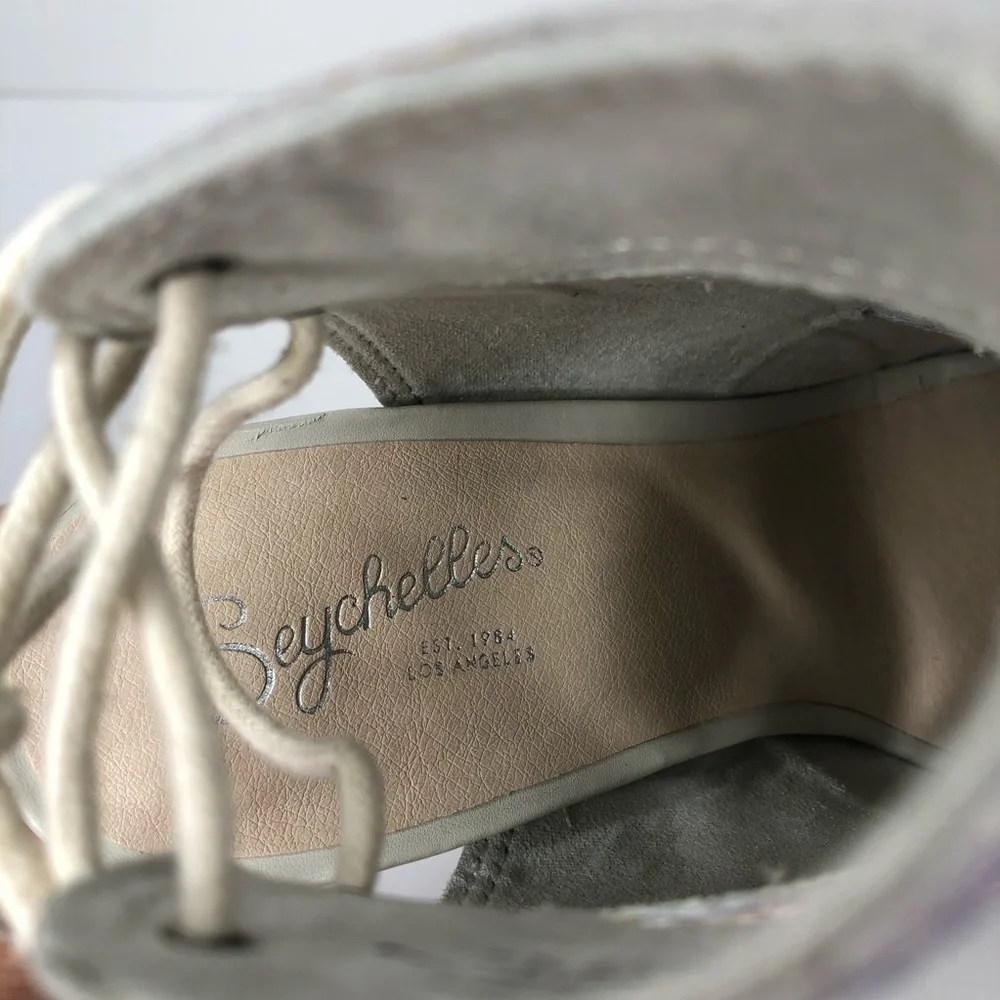 Seychelles new out
